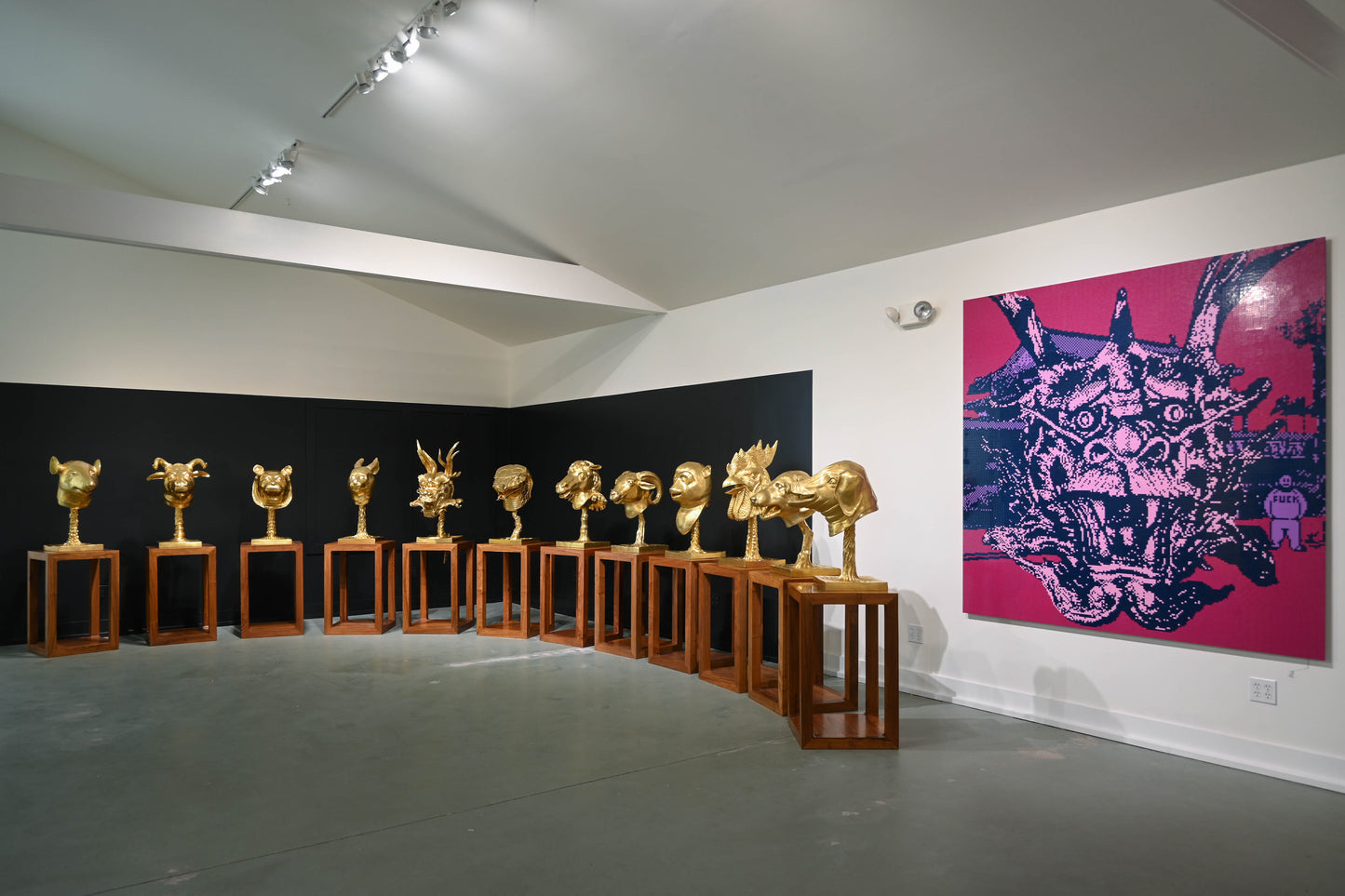 Circle of Animals/Zodiac Heads: Gold